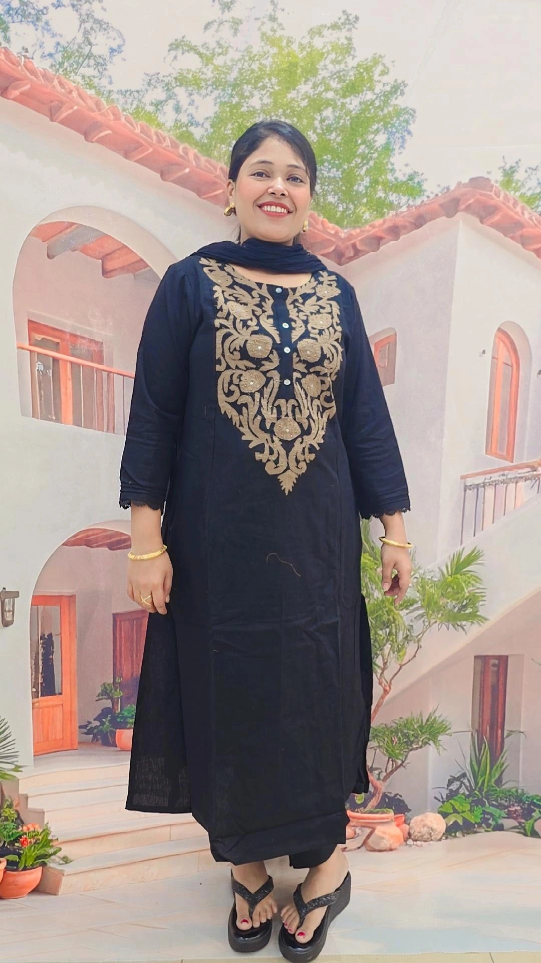 Elegant Black Embroidered Kurti Set