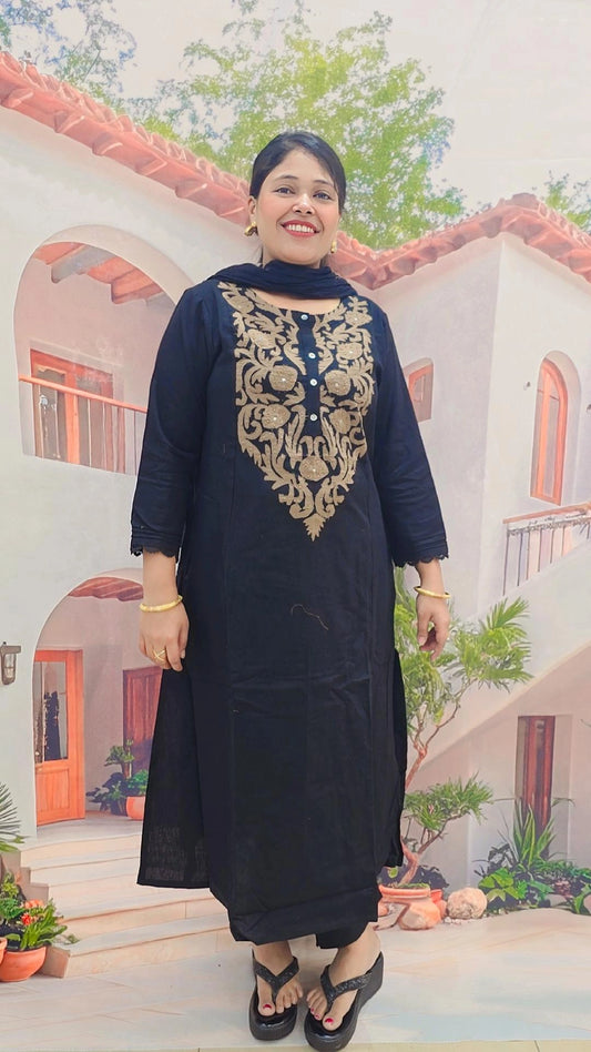 Elegant Black Embroidered Kurti Set